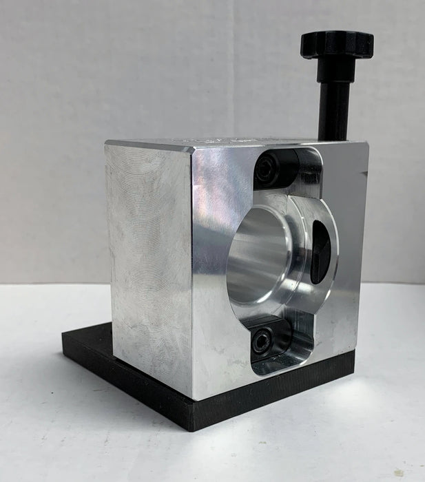 ISO 30 Tightening Fixture