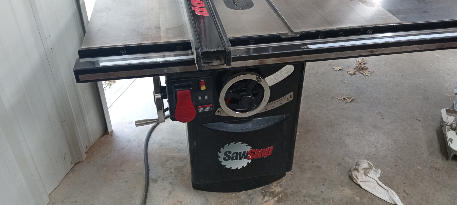 Used Sawstop 10" Cabinet Saw